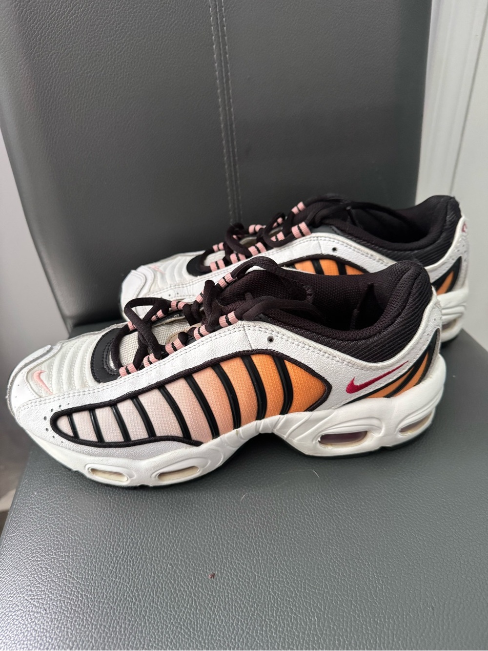 Nike White, Peach & Black Retro Running Sneakers
